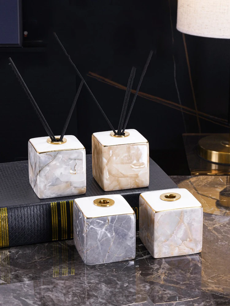 Home Essentials Bathroom Storage - ขวดเซรามิกอโรมาเธอราพีลายหินอ่อนแบบยุโรป พร้อมเครื่องกระจายกลิ่นน้ำมันหอมระเหยแบบไร้เปลวไฟ กระปุกเซรามิกสำหรับเก็บของในห้องน้ำ