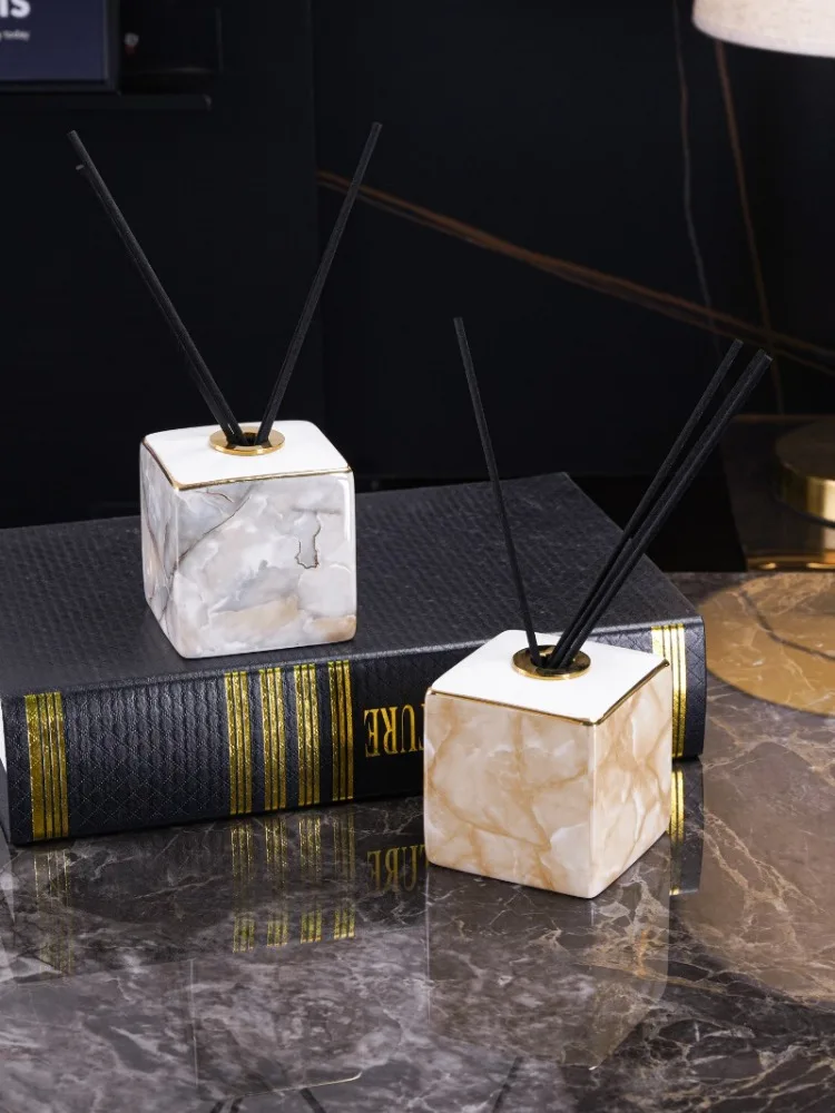 ขวดเซรามิกอโรมาเธอราพีลายหินอ่ - Home Essentials Bathroom Storage บทวิจารณ์และราคา